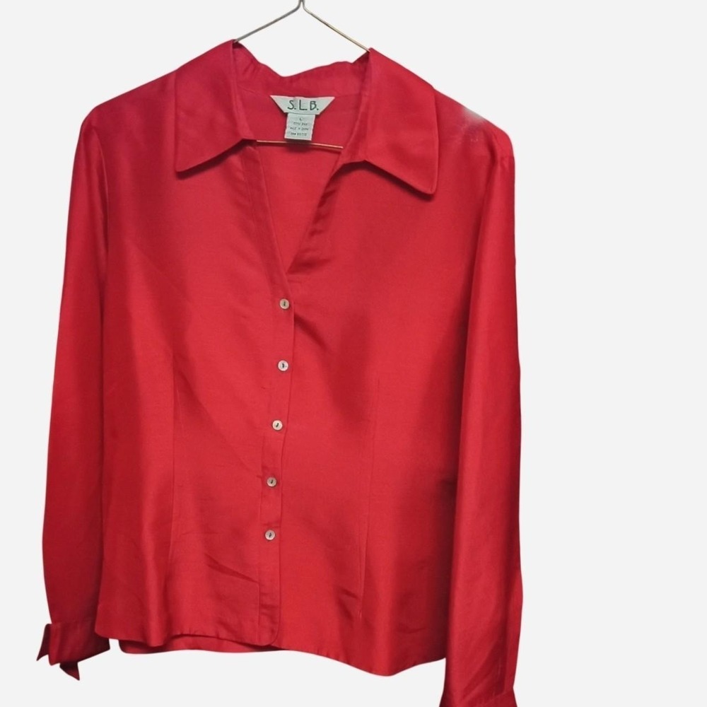 Red Vintage Silk Button Up Blouse With Collar And Three Quarter Sleeves Size: L